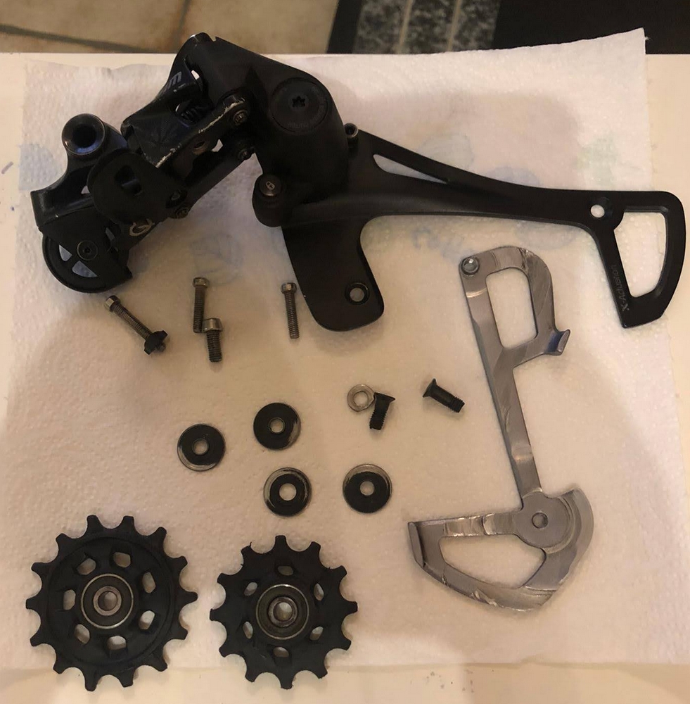 freins, dérailleurs, roues, suspensions… je vérifierai chaque détail pour que votre vélo soit parfaitement ajusté à votre pratique.